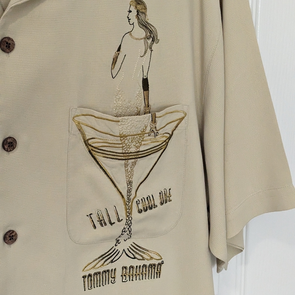 Tommy Bahama button down M